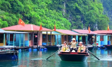 baie ha long village flottant