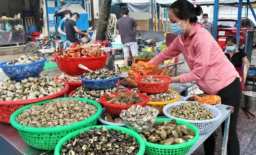 ho chi minh ville escargots