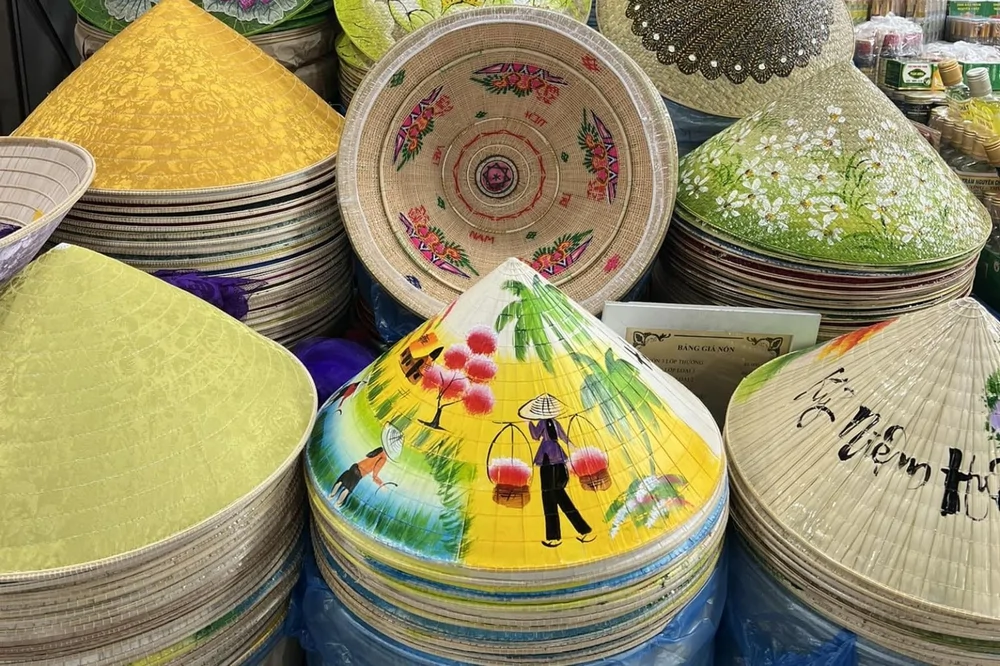 chapeau conique à Hue 8_