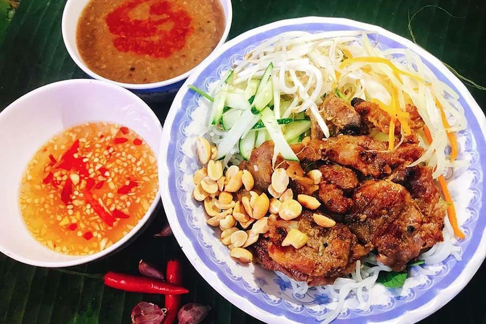 hue bun thit nuong