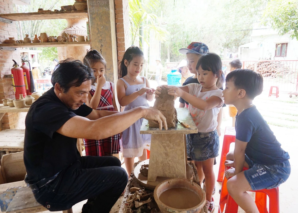 village potterie thanh ha 8_